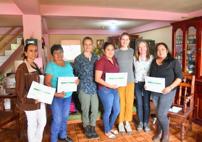 Lee más sobre el artículo Empoderamiento femenino en el sector palmicultor en Ecuador