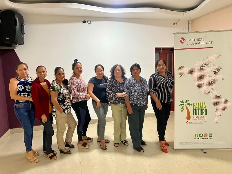 En este momento estás viendo Taller de género con las mujeres del grupo “Palmas Arriba”